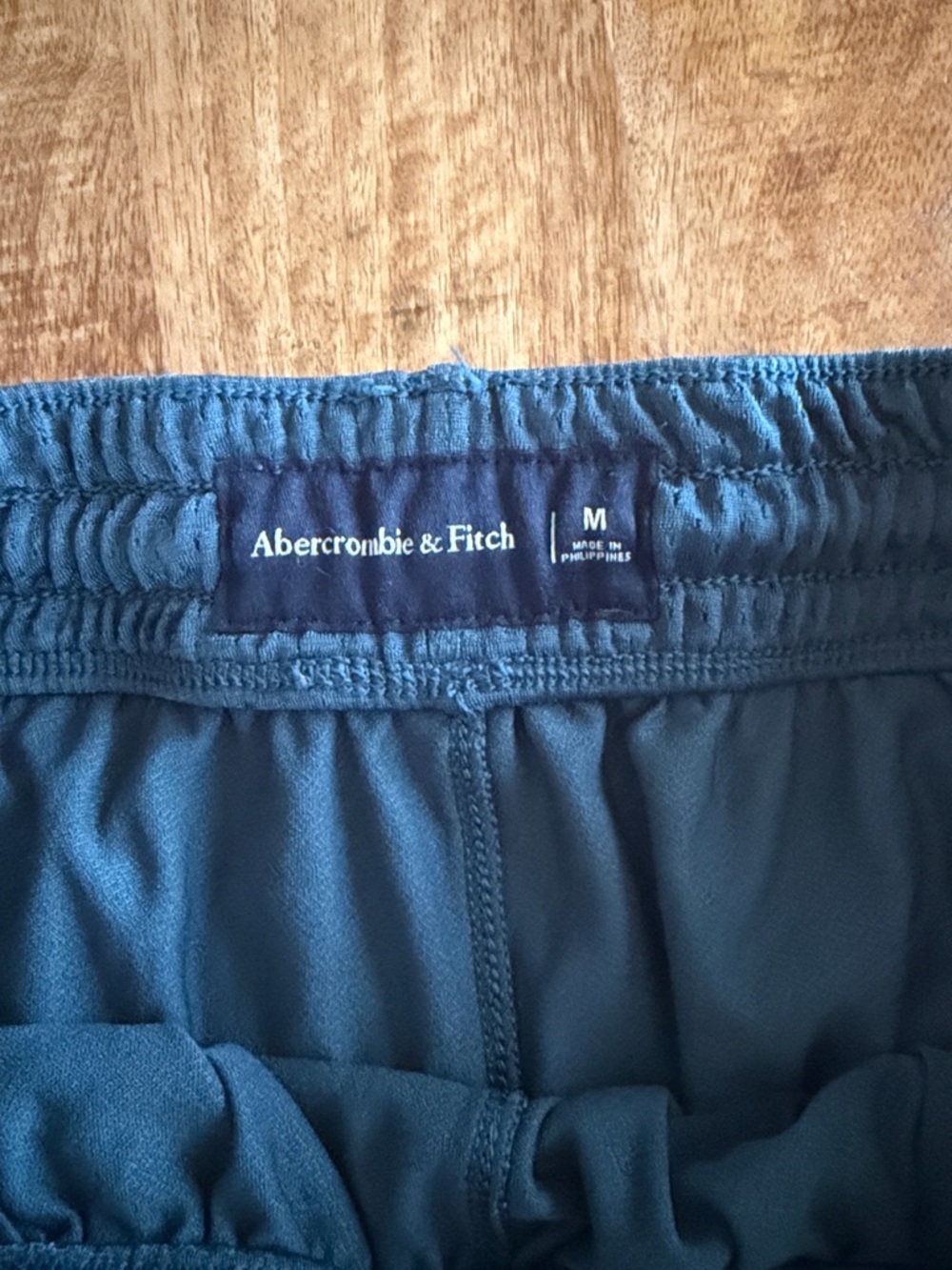 Abercrombie & Fitch Teal Mesh Athletic Shorts 5 with White Drawstring - Picture 3 of 4